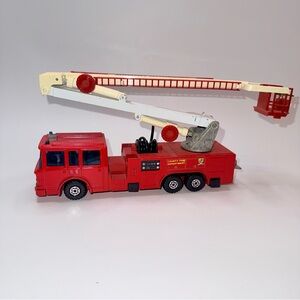 Matchbox K39 Superkings Simon Snorkel Tower Fire Engine 1979 Made In Macau